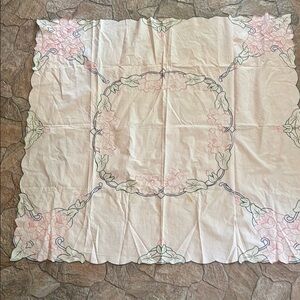 Tablecloth Vintage Floral Embroidered Tablecloth